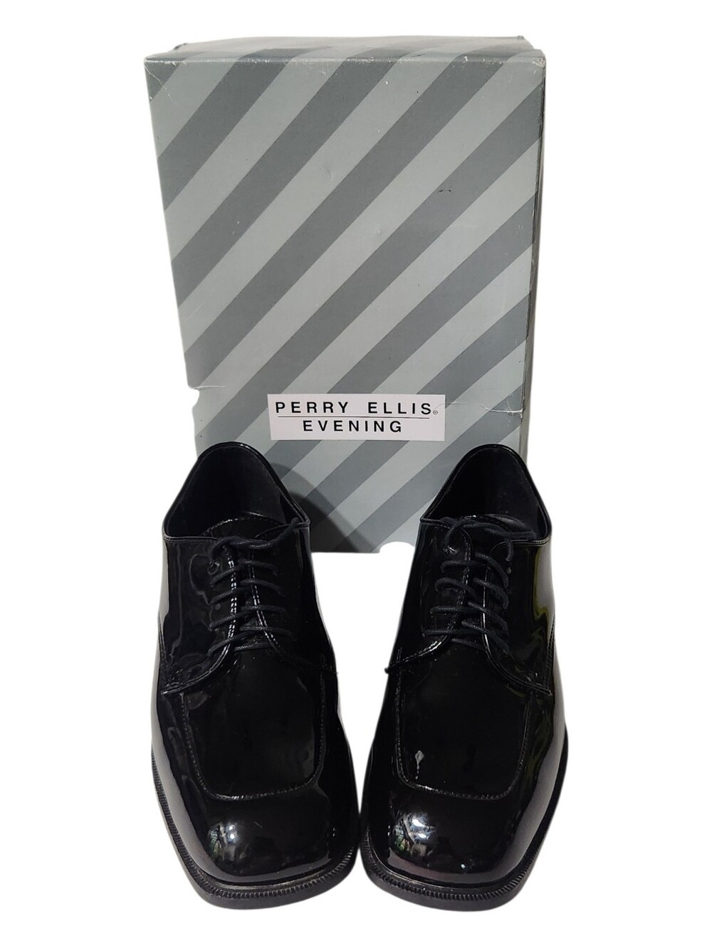 Perry Ellis Evening Black Patent Lace-Up Square Toe Oxfords Size 9M